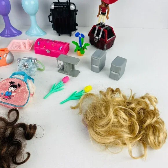Bratz Dolls Wigs Suitcase Boombox Backpack Toy Accessories Lot Pretend Play